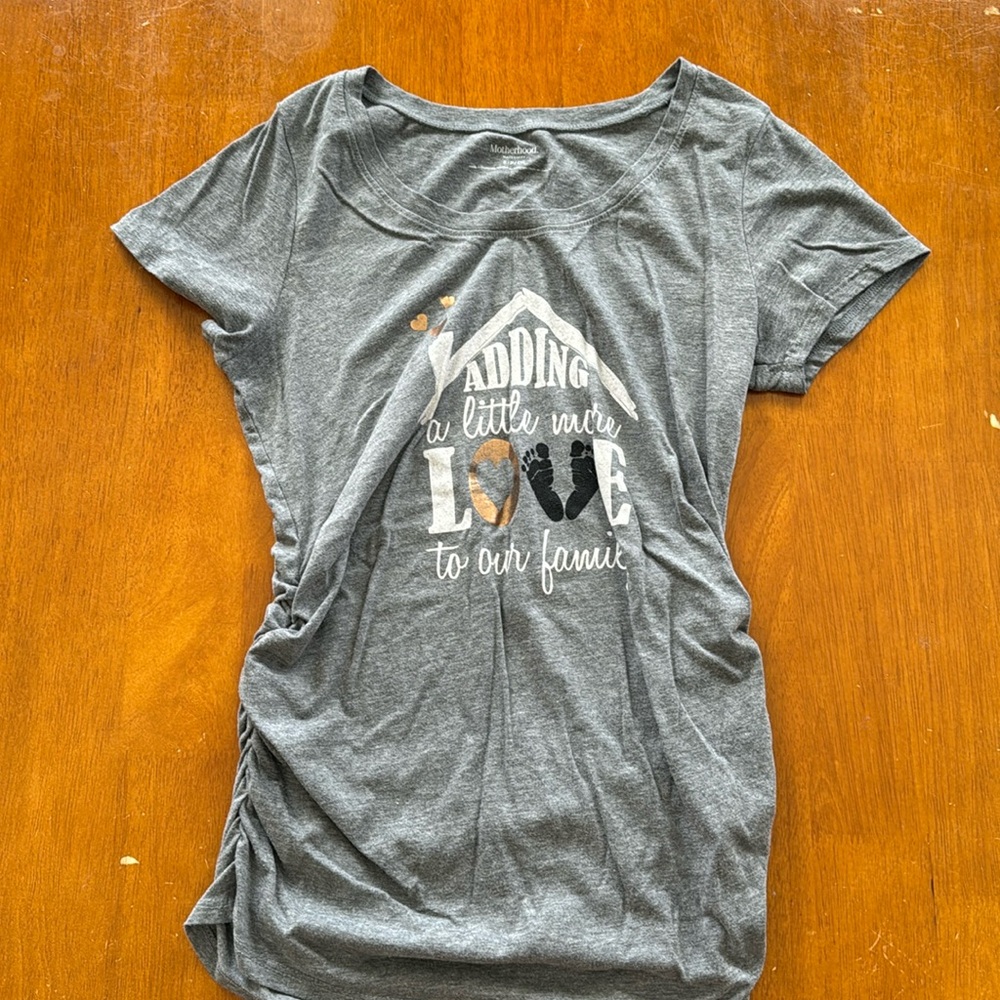 Gray maternity t shirt